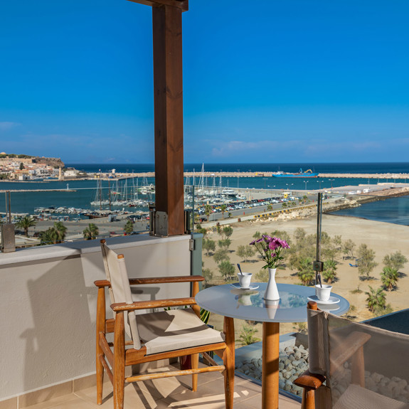 Deluxe Suite Sea View Balcony