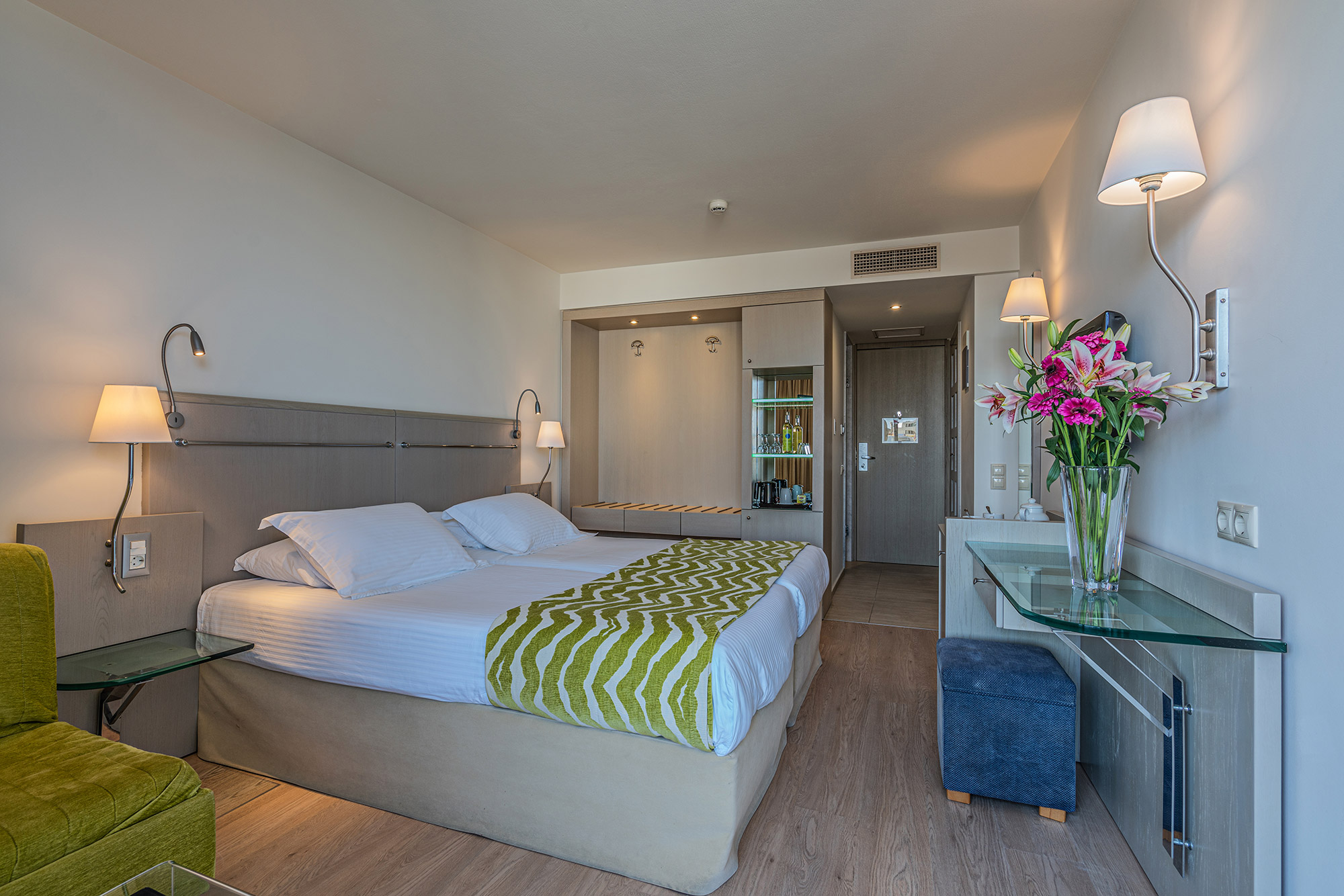 Double Room Side Sea View Interior