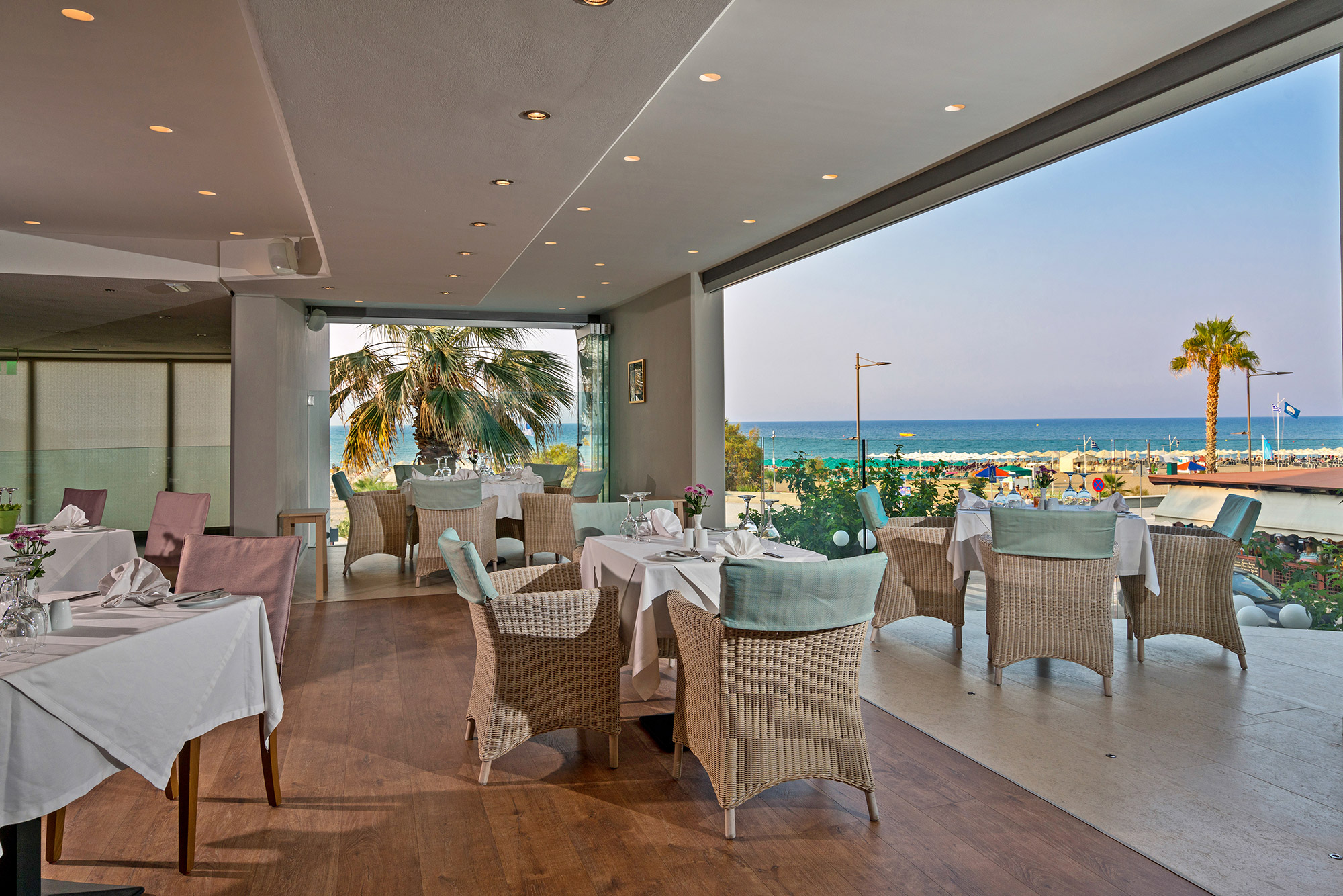 Kriti Beach Hotel Rethymno a la carte Restaurant sea view