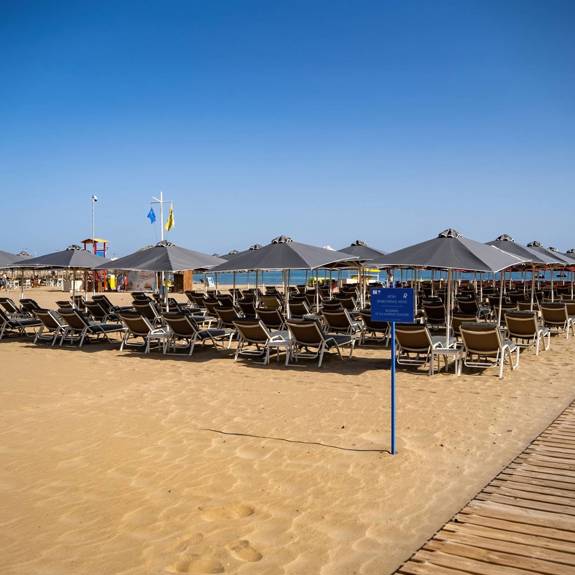 Kriti Beach Hotel Beach 15