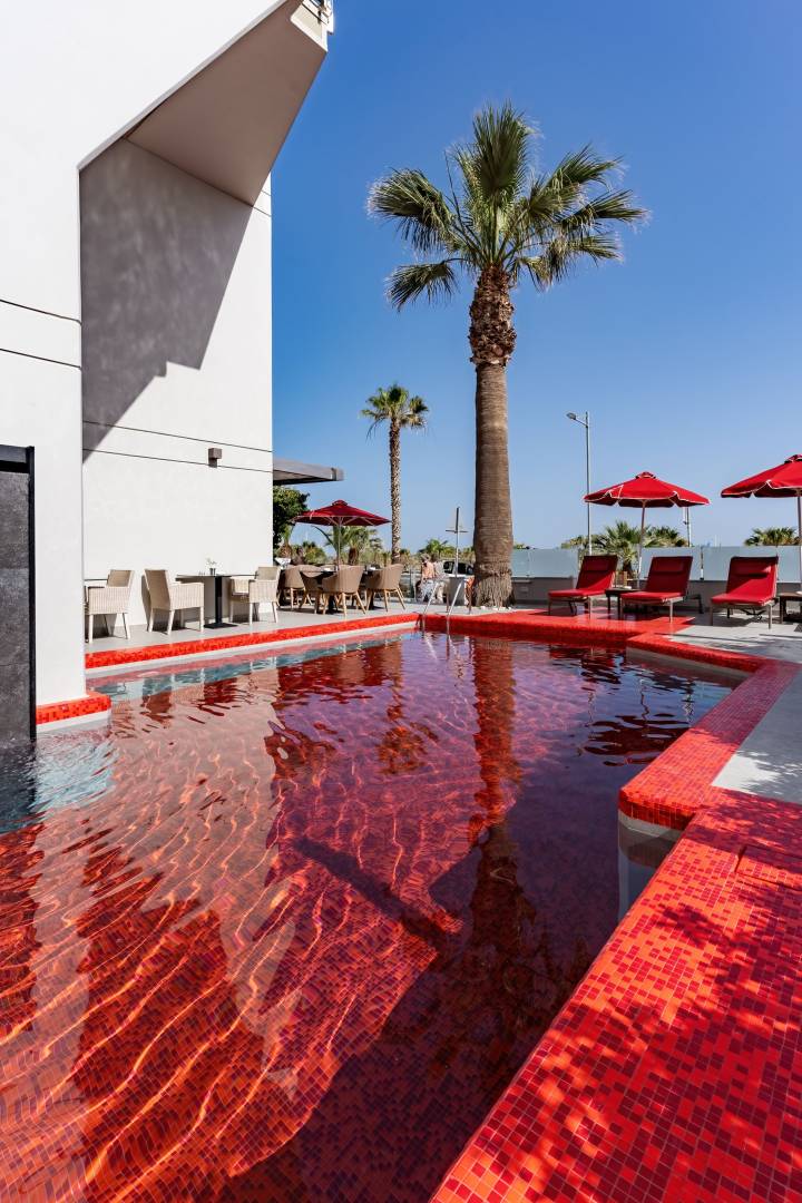 Kriti Beach Hotel Pool 06