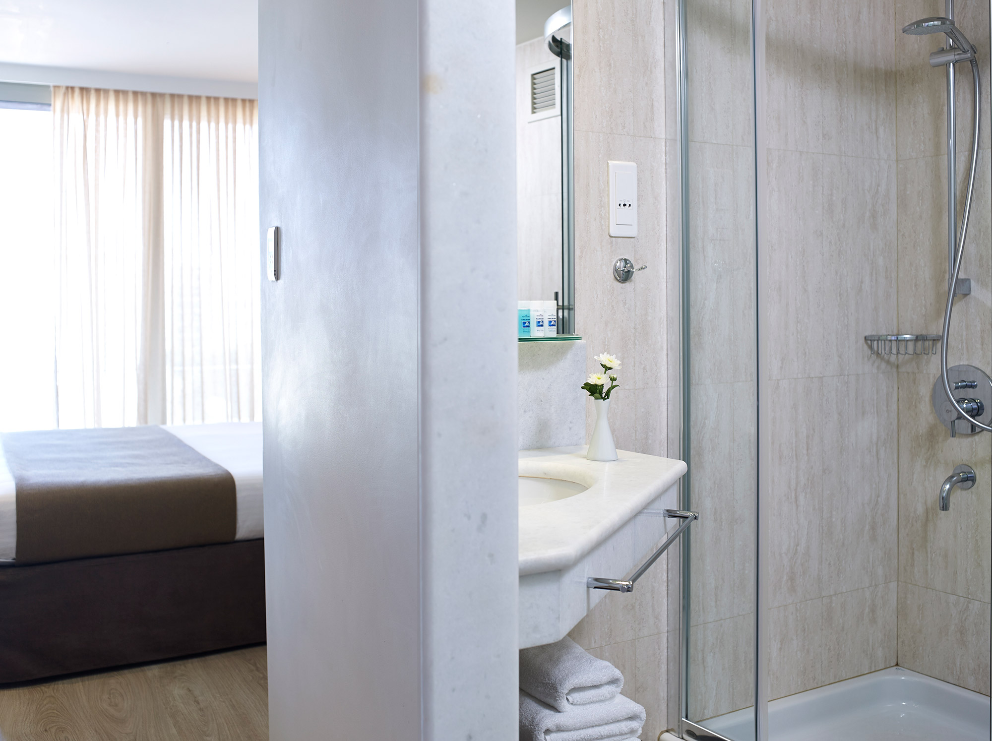 Deluxe Suite Sea View Bathroom