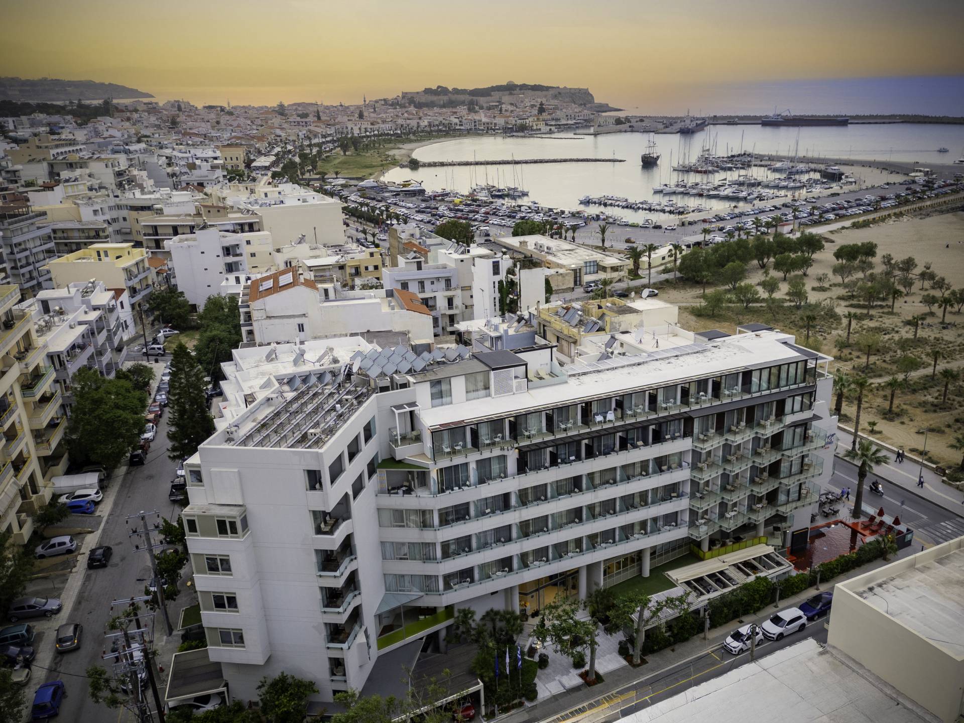 Kriti Beach Hotel Exterior 06