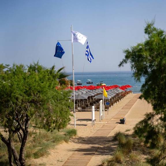 Kriti Beach Hotel Beach 16