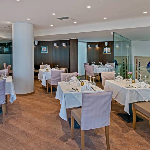 Kriti Beach Hotel Rethymno A La Carte Restaurant 23