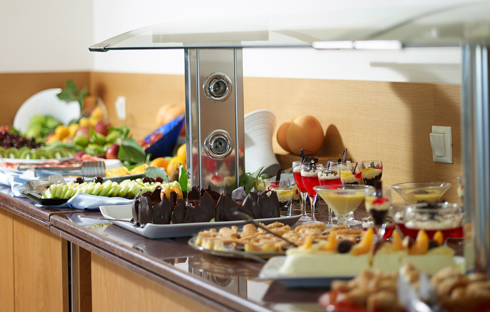 Restaurant Dinner Buffet